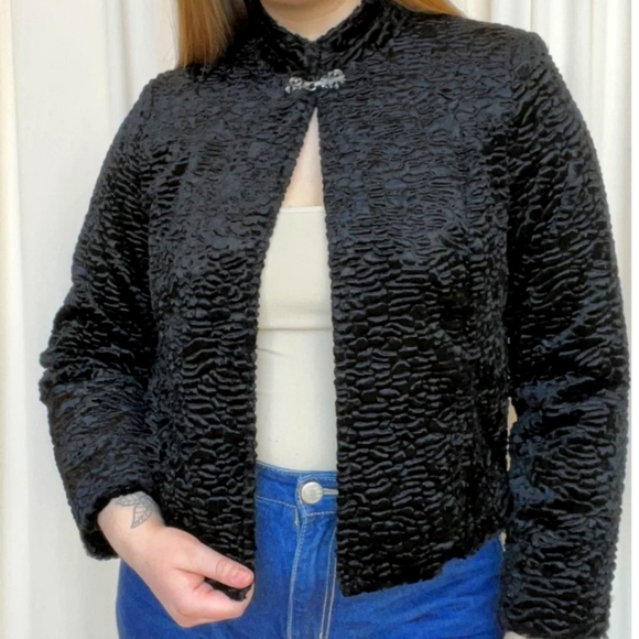 Koret Jackets & Blazers - Koret black faux Persian lamb fur cape coat size medium *AH1